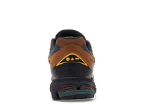 Фото № 4 с приближением к товару «‎New Balance 2002R»