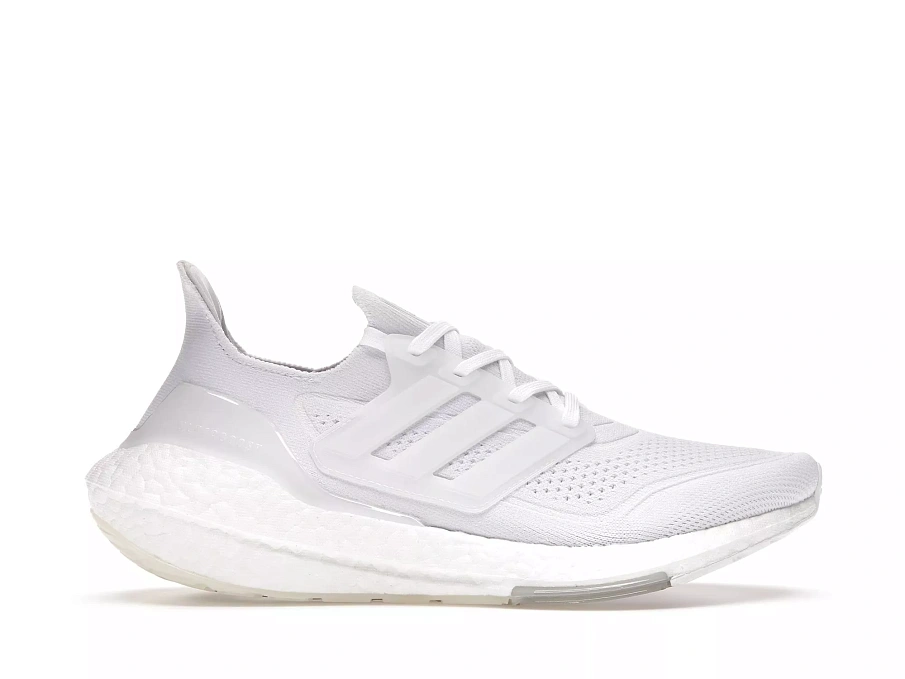 Фото № 1 с приближением к товару «‎adidas Ultra Boost 21 Triple White »
