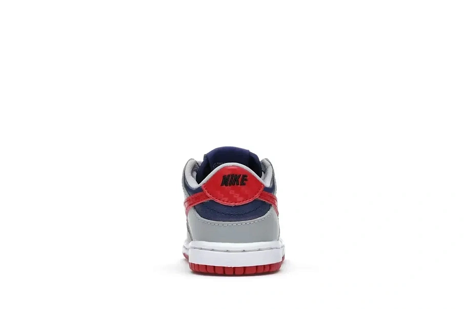 Фото № 4 с приближением к товару «‎Nike Dunk Low»
