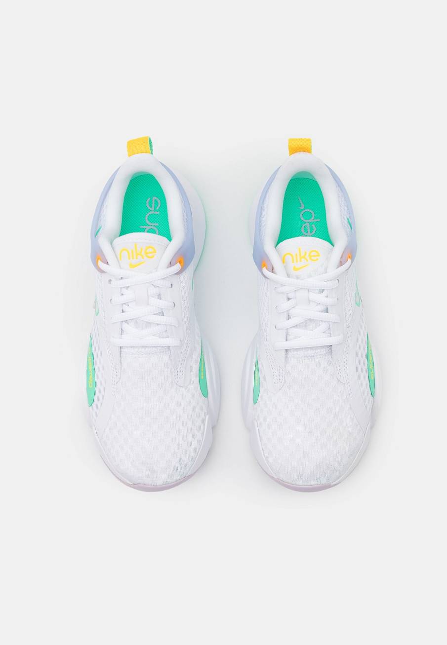 Фото № 4 с приближением к товару «‎Кроссовки Nike SPN1241A10W-A11»