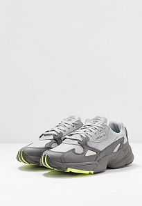 Фото № 5 с приближением к товару «‎Adidas Falcon »