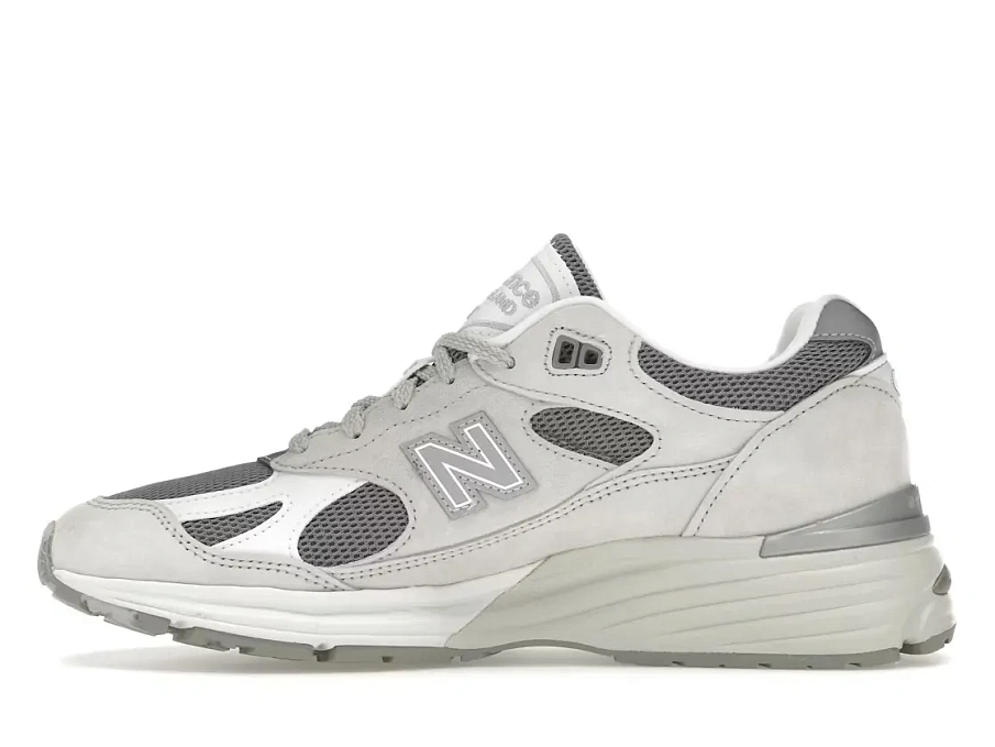 Фото № 3 с приближением к товару «‎New Balance 991v2»