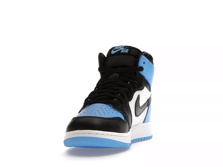 Фото № 2 с приближением к товару «‎Jordan 1 Retro High OG UNC Toe »