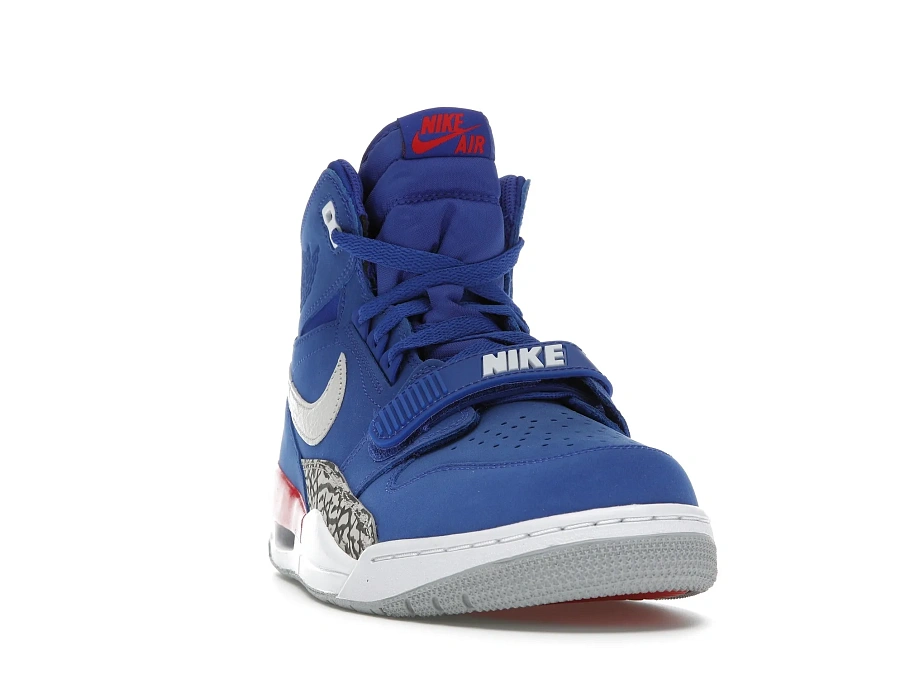 Фото № 2 с приближением к товару «‎Jordan Legacy 312 Pistons»