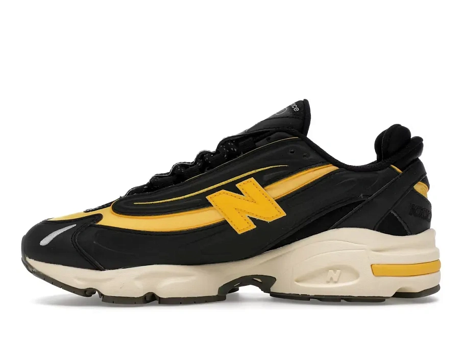 Фото № 3 с приближением к товару «‎New Balance 1000»