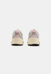 Фото № 3 с приближением к товару «‎MR530 UNISEX»