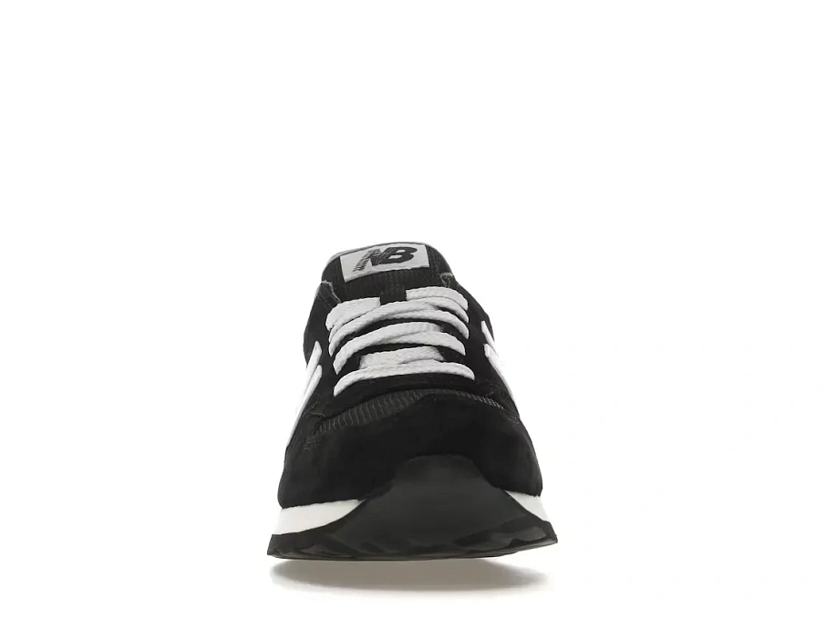 Фото № 2 с приближением к товару «‎New Balance 990v1»