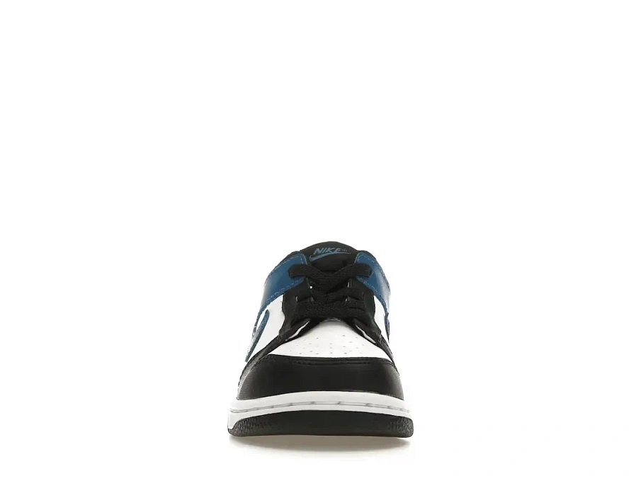 Фото № 2 с приближением к товару «‎Nike Dunk Low»