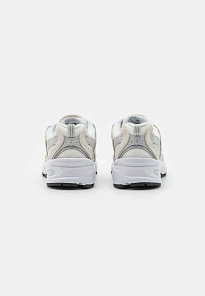 Фото № 4 с приближением к товару «‎530 UNISEX»