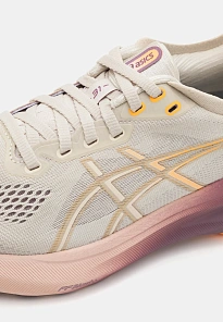 Фото № 4 с приближением к товару «‎GEL-KAYANO 31»