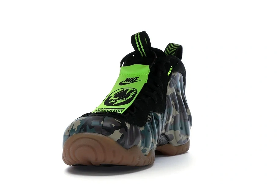 Фото № 2 с приближением к товару «‎Nike Air Foamposite Pro Army Camo»
