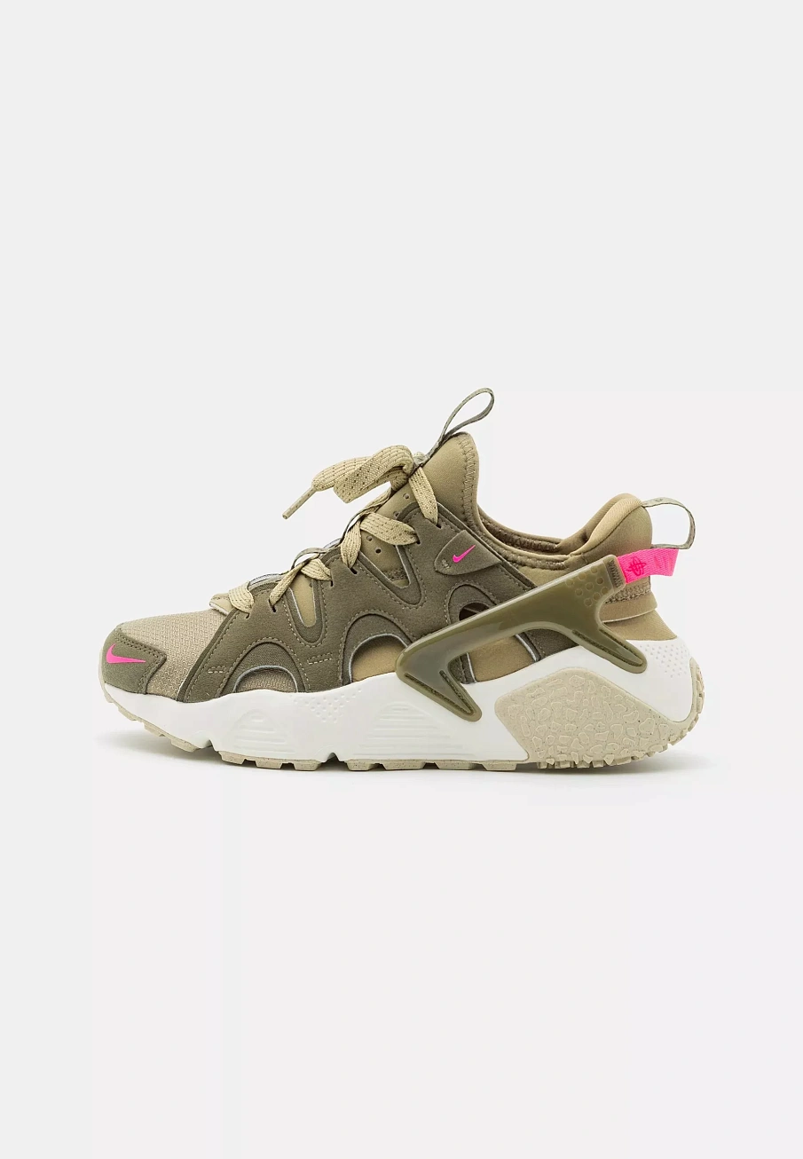 Фото № 1 с приближением к товару «‎AIR HUARACHE»