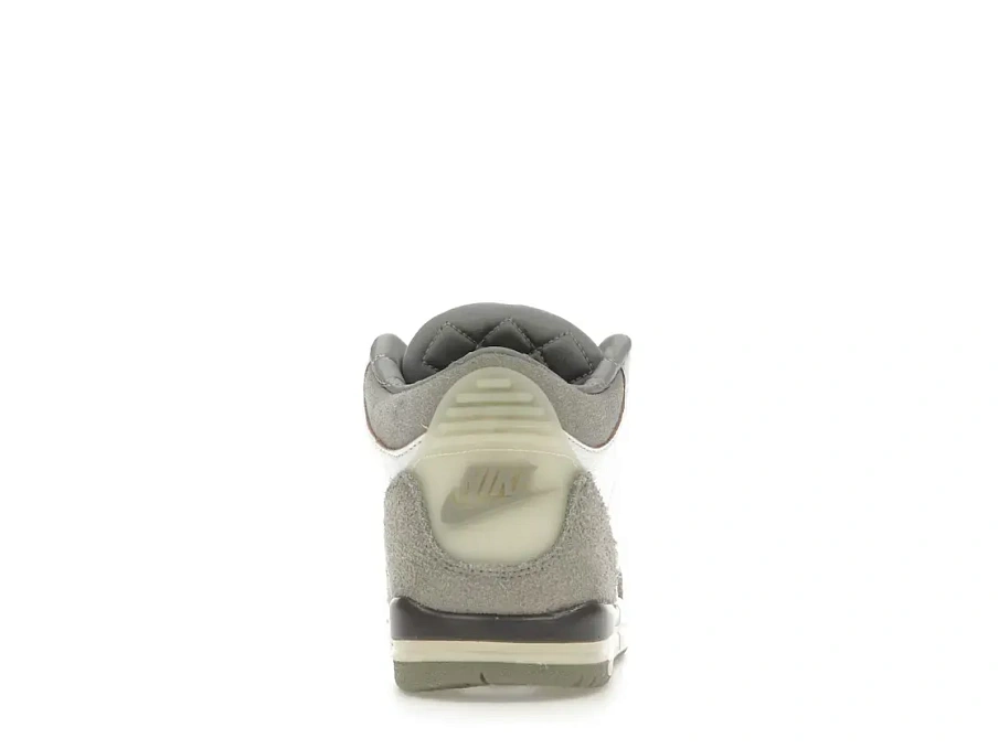 Фото № 4 с приближением к товару «‎Jordan 3 Retro SP»