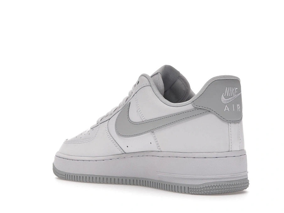 Фото № 6 с приближением к товару «‎Nike Air Force 1 Low 07 Pure Platinum (2021)»