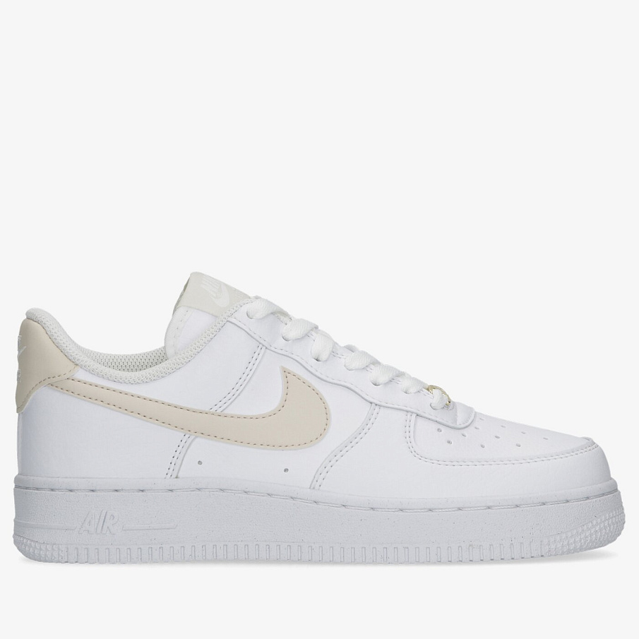 Фото № 1 с приближением к товару «‎Nike W Air Force 1 07 Next Nature»