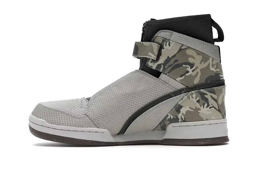 Фото № 3 с приближением к товару «‎Reebok Alien Stomper»