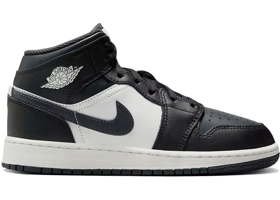 Фото № 1 с приближением к товару «‎Jordan 1 Mid»