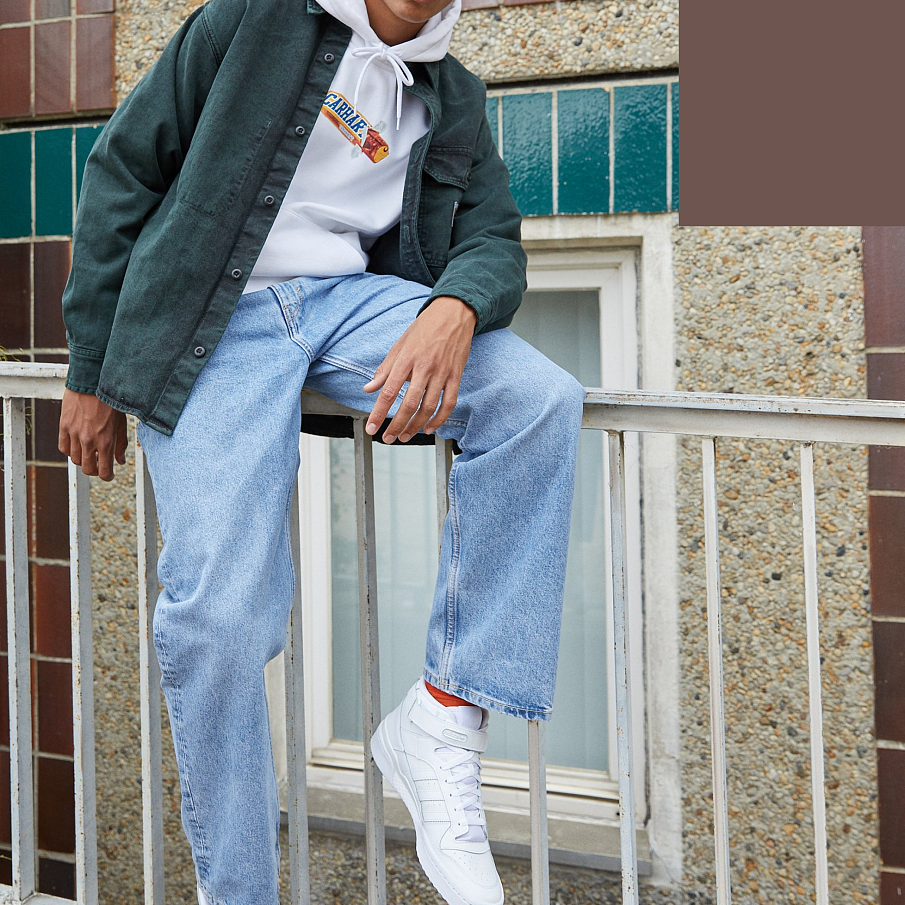 Фото № 2 с приближением к товару «‎Adidas Forum »