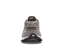 Фото № 2 с приближением к товару «‎New Balance 990v3»