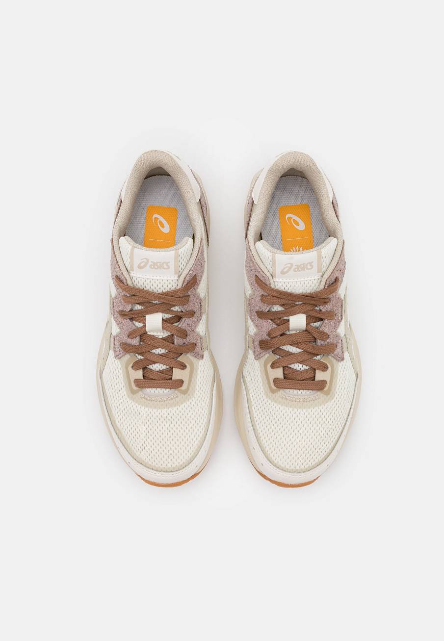 Фото № 4 с приближением к товару «‎Asics Tartherblast »