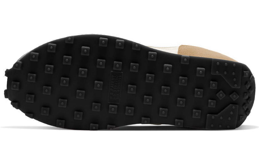 Фото № 3 с приближением к товару «‎Nike Daybreak Wmns Beige»