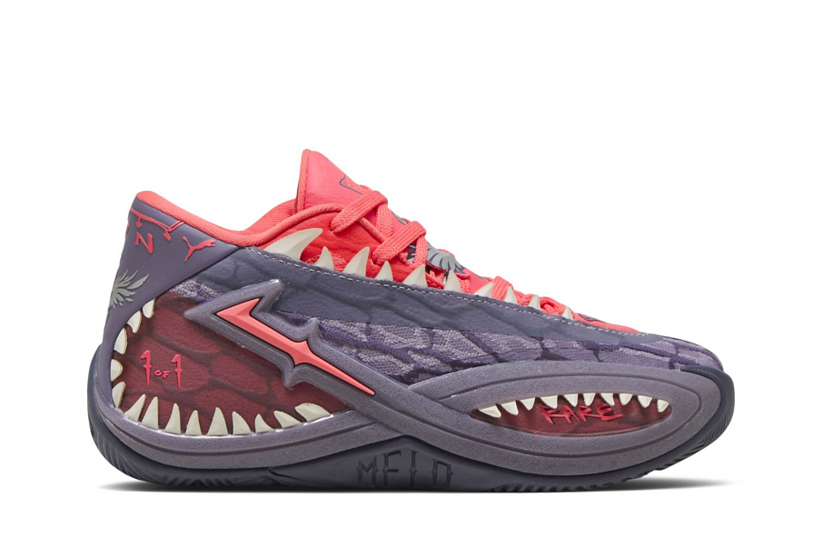 Фото № 2 с приближением к товару «‎Puma x Stranger Things Mb.06 Pale Plum Purple Charcoal»