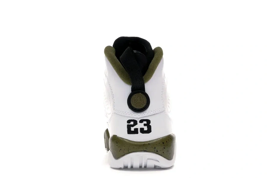 Фото № 4 с приближением к товару «‎Jordan 9 Retro Statue »