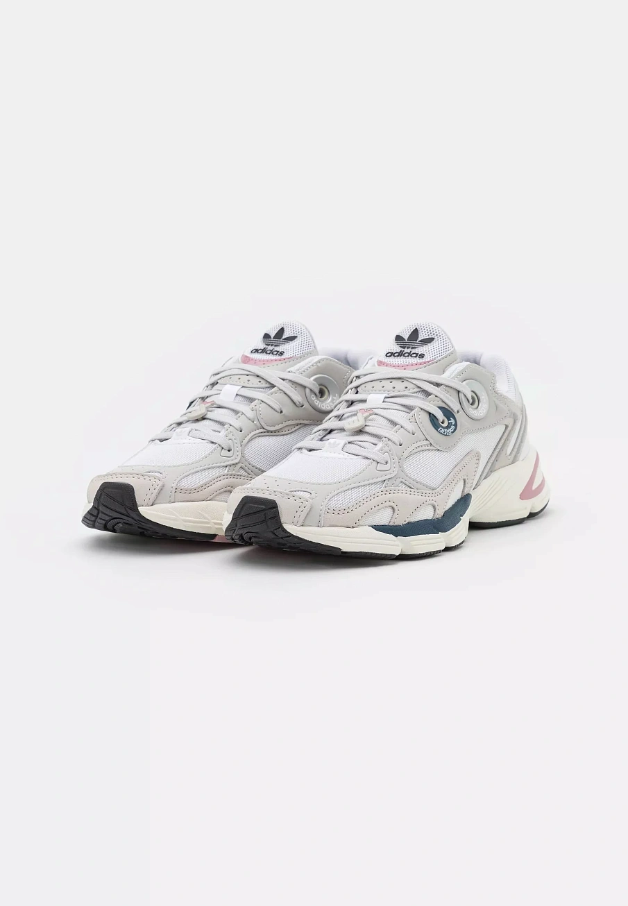 Фото № 4 с приближением к товару «‎ADIDAS ASTIR W»