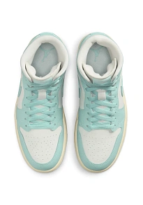 Фото № 3 с приближением к товару «‎AIR JORDAN 1 MID»