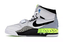 Фото № 4 с приближением к товару «‎Jordan Legacy 312 Command Force Volt»