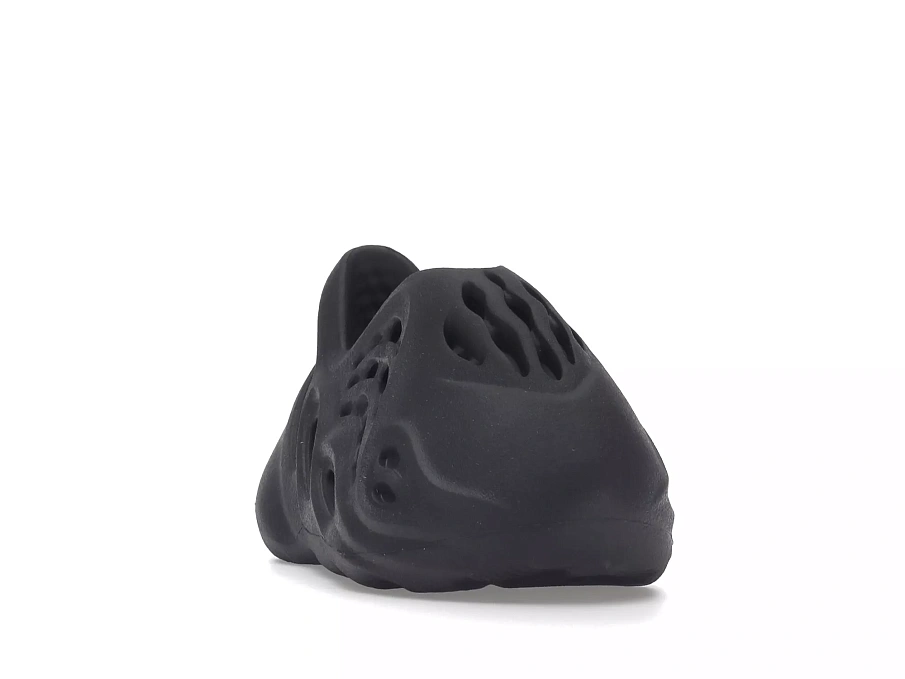Фото № 2 с приближением к товару «‎adidas Yeezy Foam RNR Onyx (Infants)»