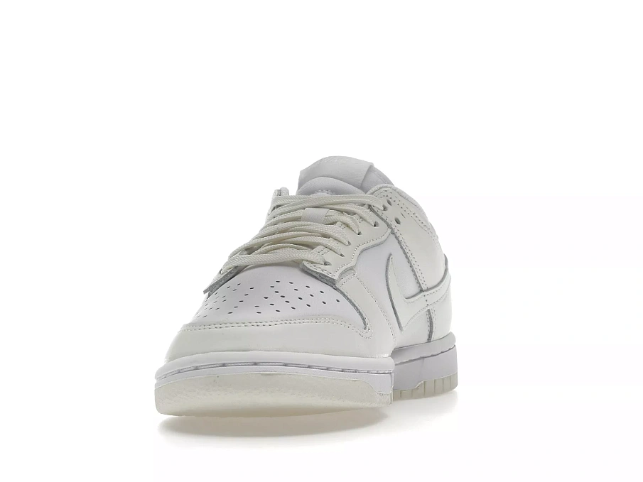 Фото № 2 с приближением к товару «‎Nike Dunk Low Retro Coconut Milk »