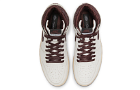 Фото № 4 с приближением к товару «‎A Ma Maniere x Air Jordan 1 High OG GreyBrown»