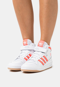 Фото № 3 с приближением к товару «‎Adidas Forum »