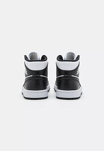 Фото № 4 с приближением к товару «‎WMNS AIR JORDAN 1 MID 365»