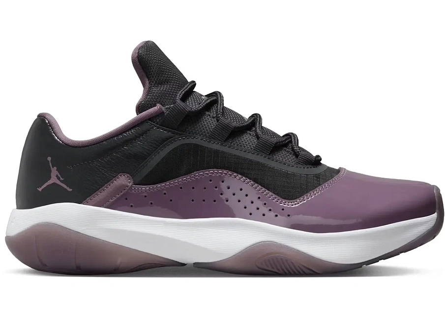 Фото № 1 с приближением к товару «‎Jordan 11 CMFT Low»
