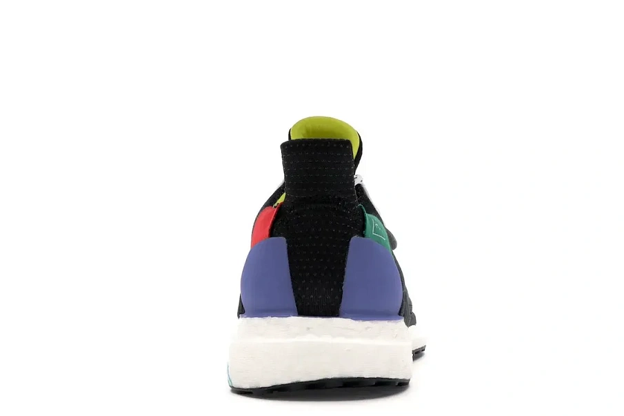 Фото № 4 с приближением к товару «‎adidas Solar Hu Glide Pharrell Core Black »