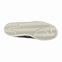 Фото № 4 с приближением к товару «‎Adidas »