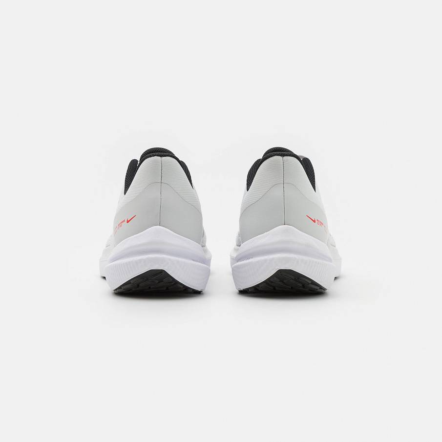 Фото № 3 с приближением к товару «‎Nike Air Winflo 9»