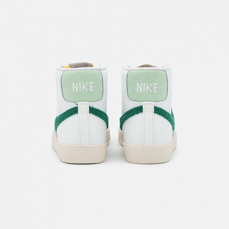 Фото № 4 с приближением к товару «‎Nike W Blazer 77 »