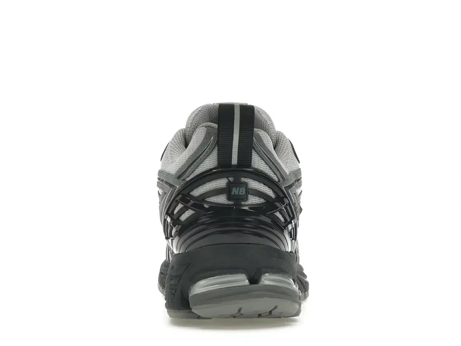 Фото № 4 с приближением к товару «‎New Balance 1906R»