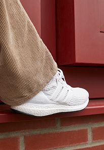 Фото № 3 с приближением к товару «‎Adidas Ultraboost 4.0 Dna »