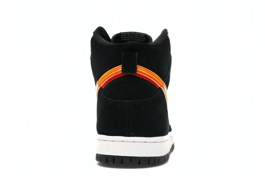 Фото № 4 с приближением к товару «‎Nike SB Dunk High Truck It»