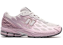 Фото № 1 с приближением к товару «‎New Balance 1906W»