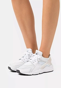Фото № 1 с приближением к товару «‎W AIR HUARACHE STYLE»