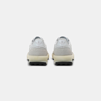 Фото № 3 с приближением к товару «‎Adidas Modern Indoor »