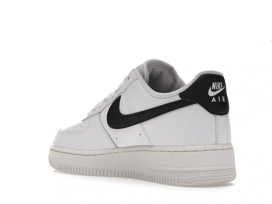 Фото № 5 с приближением к товару «‎Nike Air Force 1 Low 07 White Black Sail »