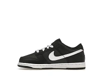 Фото № 3 с приближением к товару «‎Nike Dunk Low»
