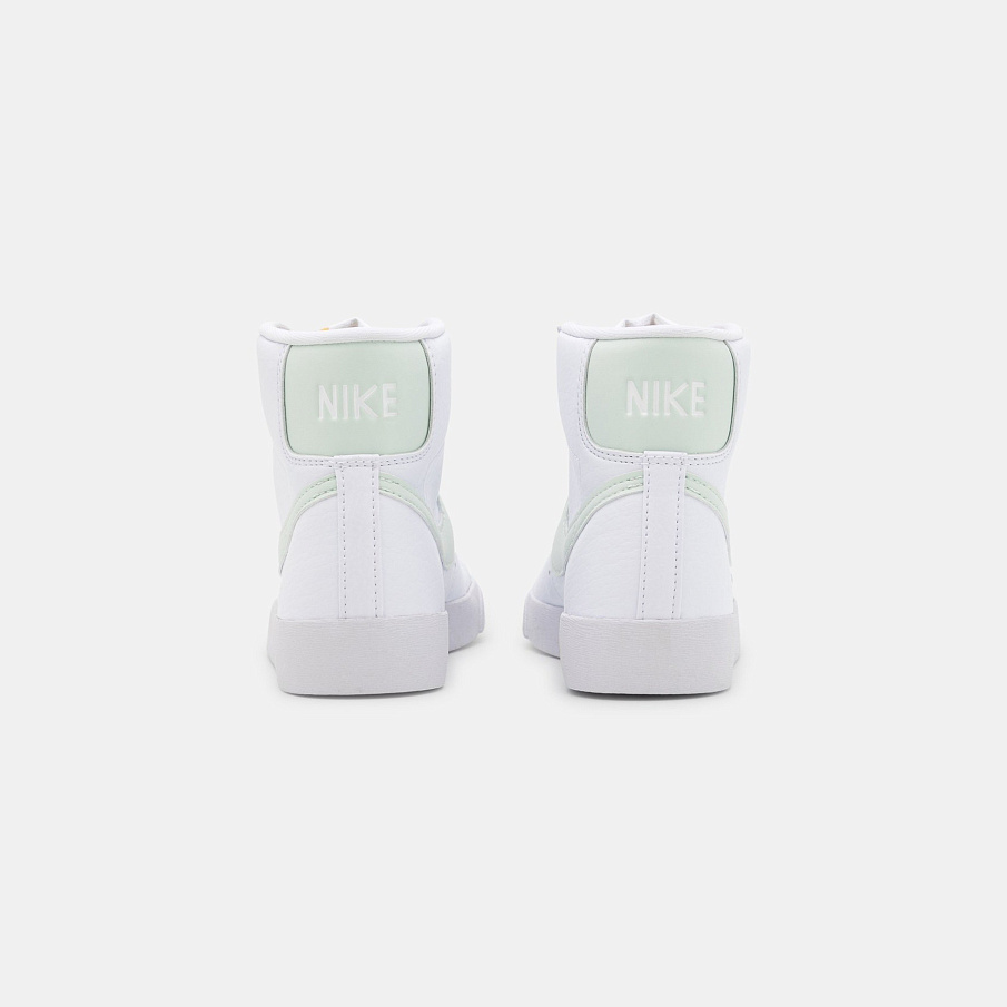 Фото № 4 с приближением к товару «‎Nike Blazer ’77 Next Nature 2 »