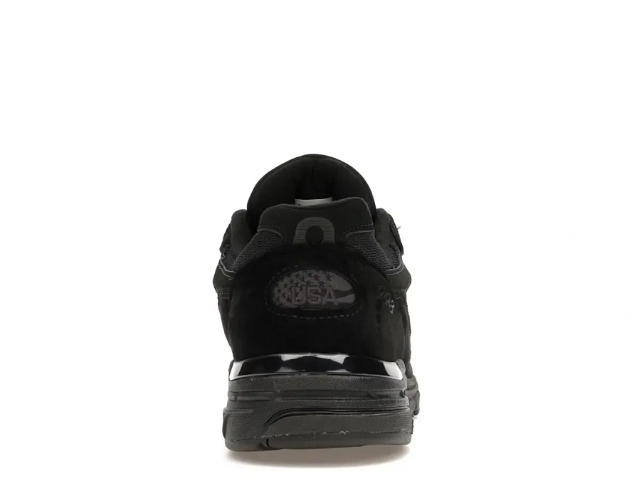 Фото № 4 с приближением к товару «‎New Balance 993»